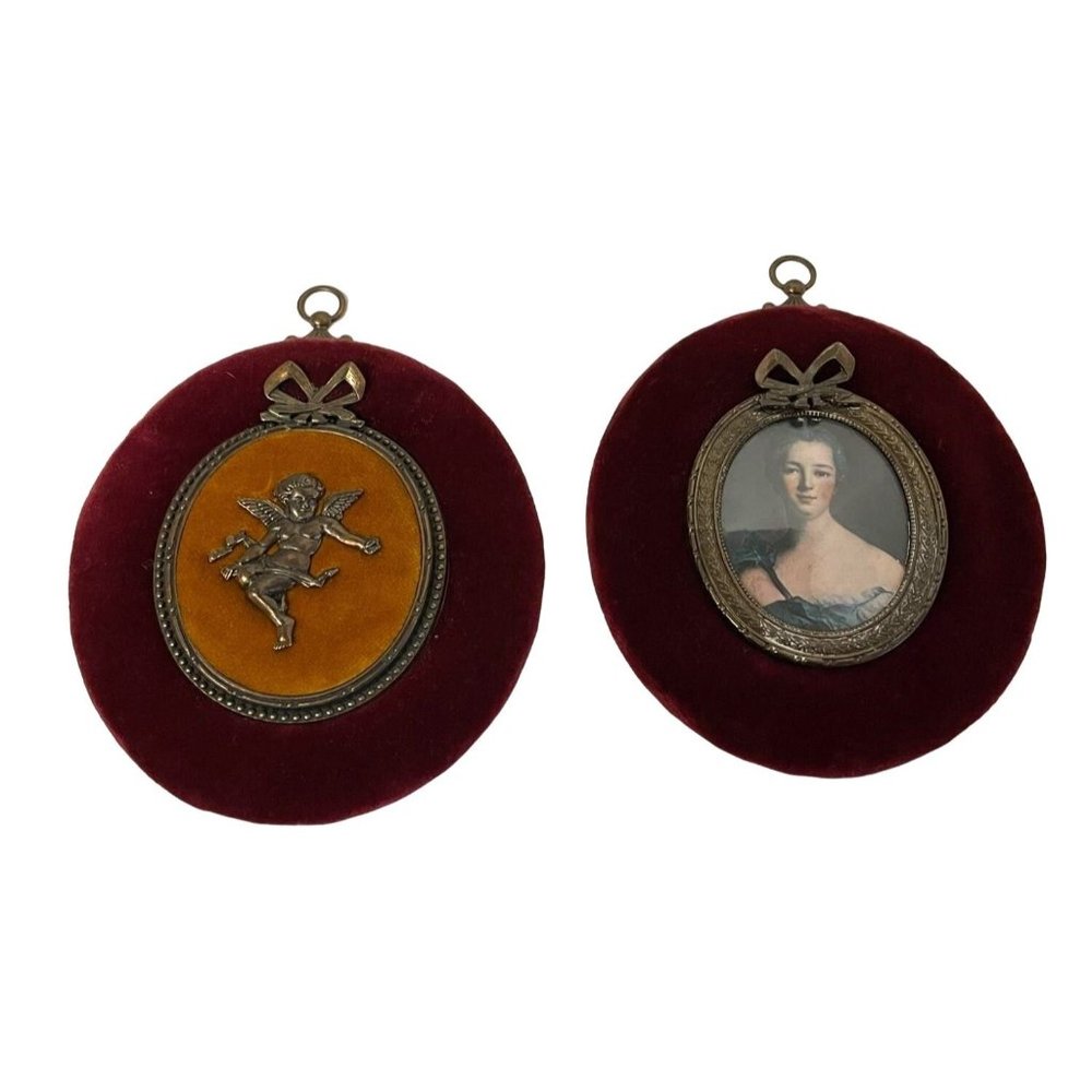 Vintage /velvet‎ Picture Frame 1950s Burgundy 1950 1960 4 1/2" x 5 1/2"